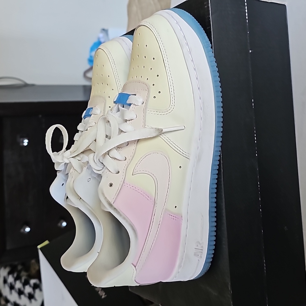 Color Changing AIR FORCE ONES - Picture 2 of 5